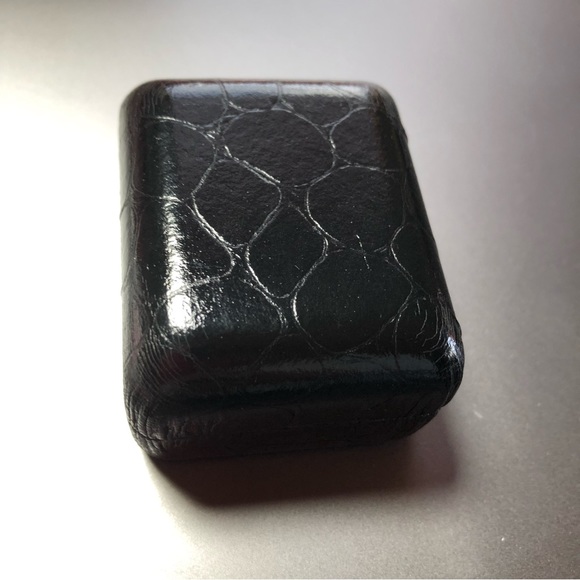 🌞2/$30 Yellow Cubic Zirconium Earrings - Picture 6 of 7